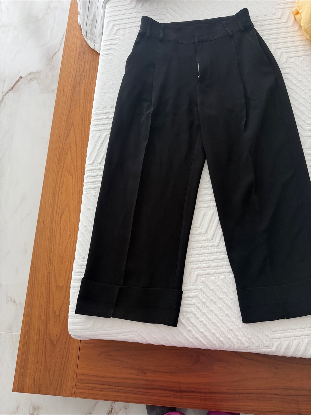 cinq a sept Black Wide-Leg Cropped Trousers
